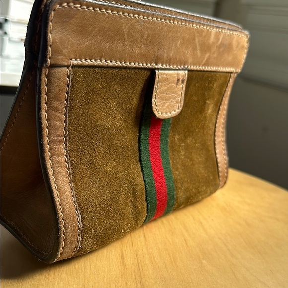 Gucci Brown Suede Cosmetics Bag - Picture 2 of 6